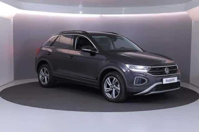 Volkswagen T-Roc (2022) thumbnail 5
