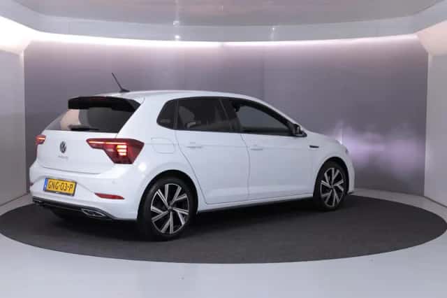 Volkswagen Polo (2024) thumbnail 4