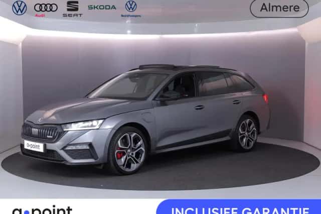 Škoda Octavia (2023) thumbnail 1