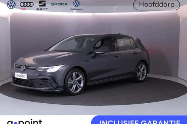 Volkswagen Golf (2024) thumbnail 1