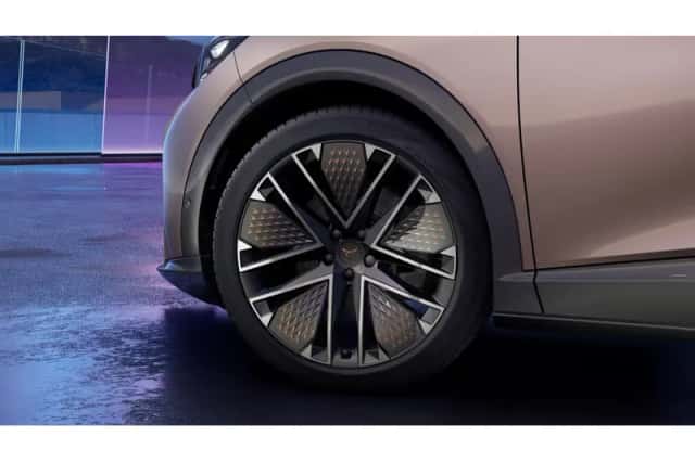 CUPRA Tavascan (2026) thumbnail 5