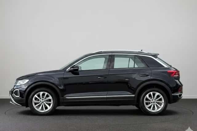 Volkswagen T-Roc (2023) thumbnail 5