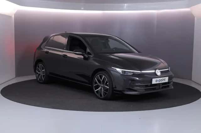 Volkswagen Golf (2024) thumbnail 4