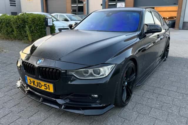 BMW 3-Serie (2013) thumbnail 4