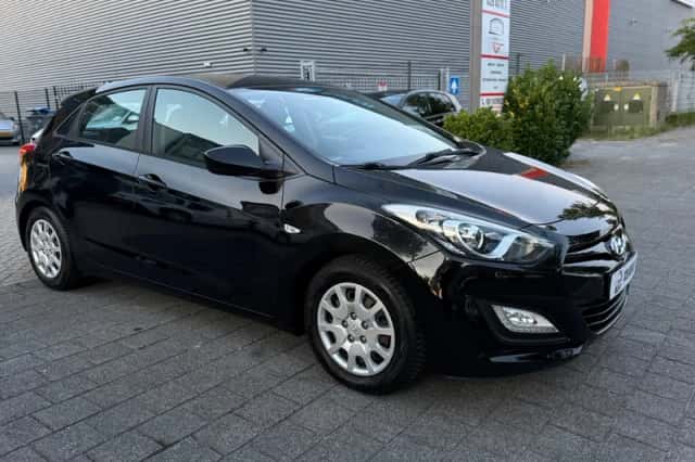 Hyundai i30 (2014) thumbnail 1