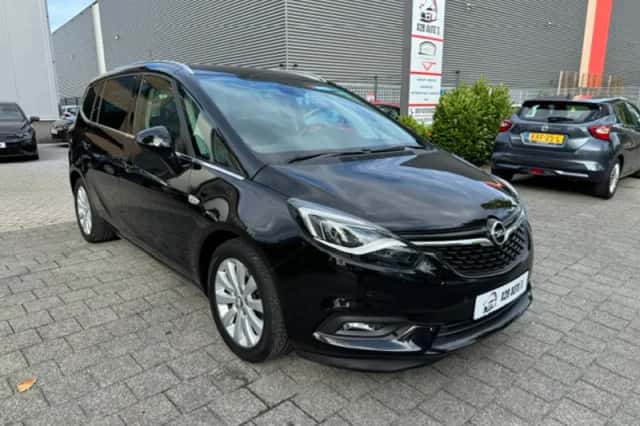 Opel Zafira (2018) thumbnail 1
