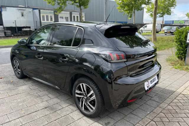 Peugeot 208 (2021) thumbnail 3