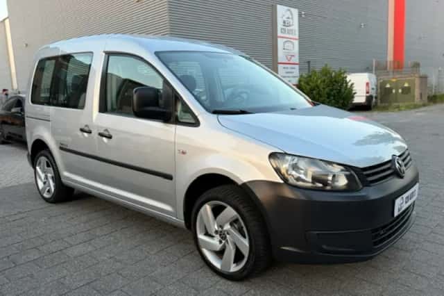Volkswagen Caddy (2012) thumbnail 1