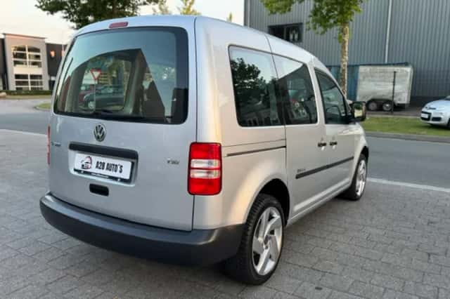 Volkswagen Caddy (2012) thumbnail 5