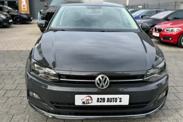Volkswagen Polo (2018) thumbnail 2