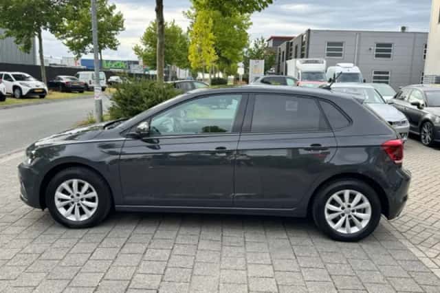 Volkswagen Polo (2018) thumbnail 4