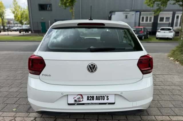Volkswagen Polo (2018) thumbnail 4