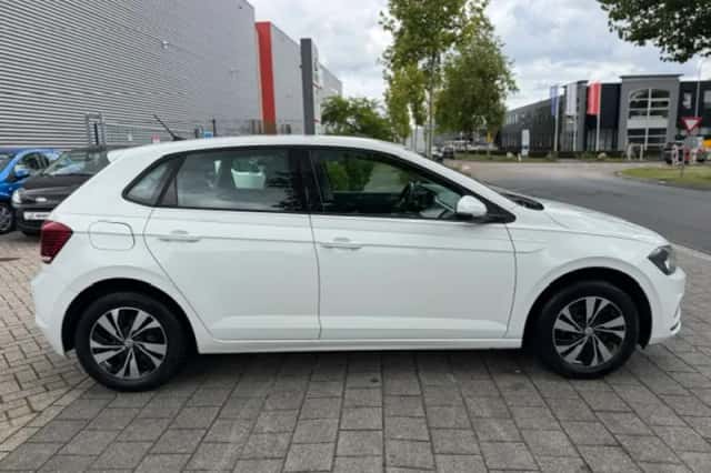 Volkswagen Polo (2018) thumbnail 6