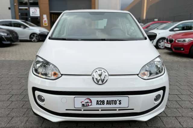 Volkswagen Up! (2014) thumbnail 2