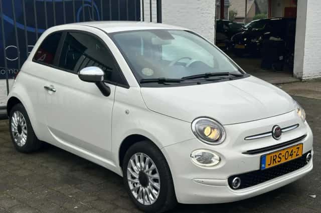 Fiat 500 (2023) thumbnail 3