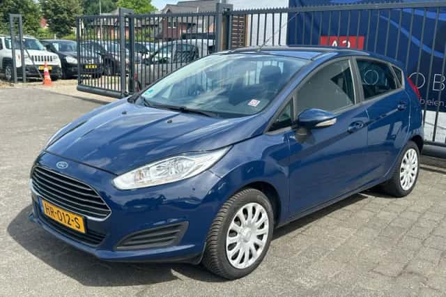 Ford Fiesta (2016) thumbnail 1