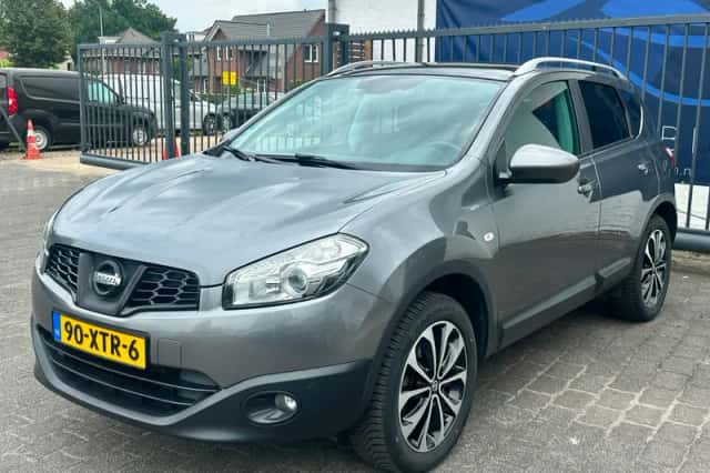 Nissan Qashqai (2012) thumbnail 1