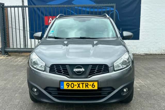 Nissan Qashqai (2012) thumbnail 2