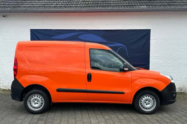 Opel Combo (2017) thumbnail 5
