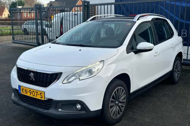 Peugeot 2008 (2016) thumbnail 1