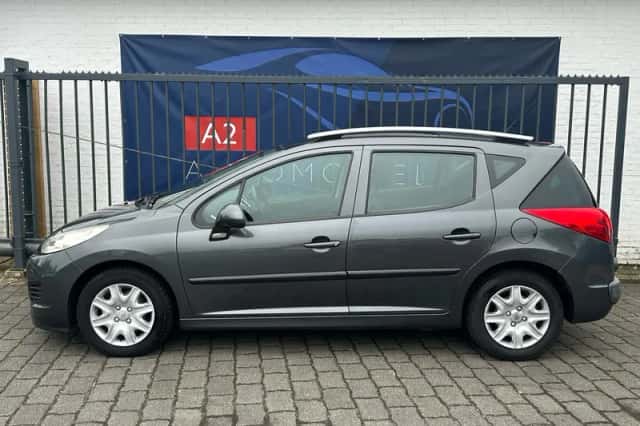Peugeot 207 (2010) thumbnail 4