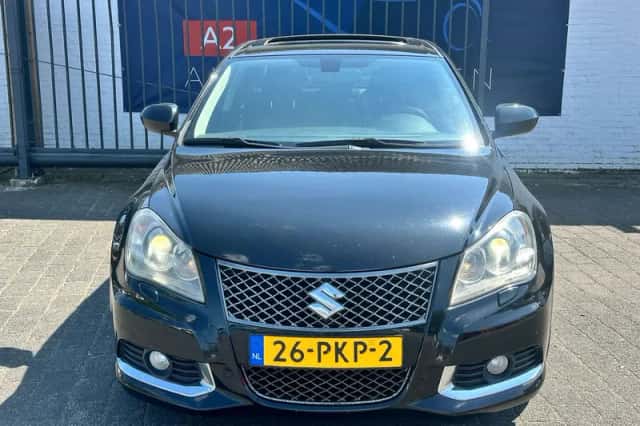 Suzuki Kizashi (2011) thumbnail 2