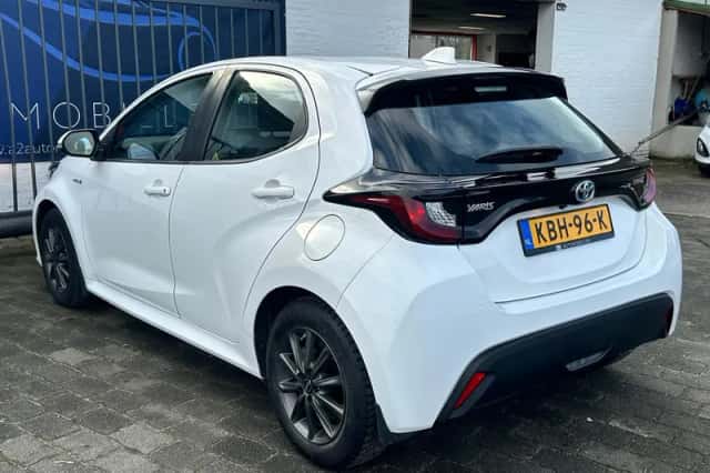 Toyota Yaris (2020) thumbnail 6