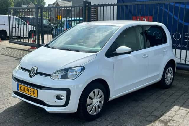 Volkswagen Up! (2021) thumbnail 1