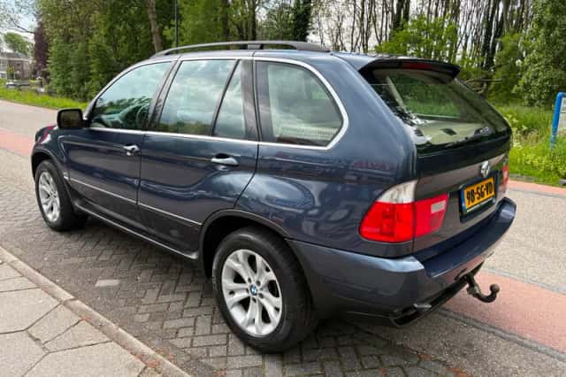 BMW X5 (2006) thumbnail 3