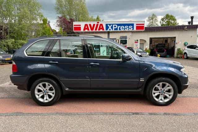 BMW X5 (2006) thumbnail 6