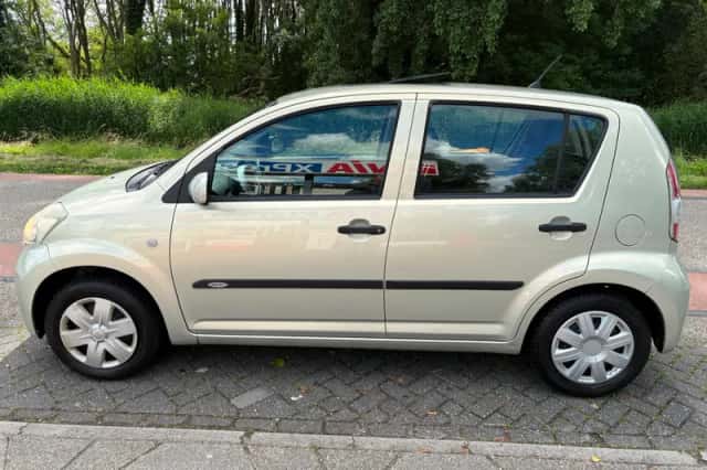 Daihatsu Sirion 2 (2005) thumbnail 2