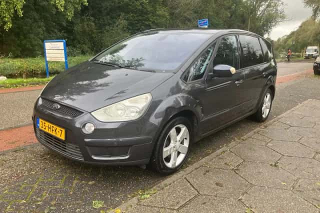 Ford S-Max (2008) thumbnail 1