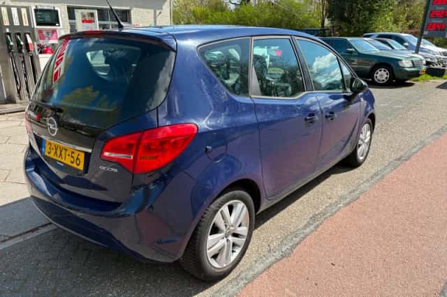 Opel Meriva (2014) thumbnail 5