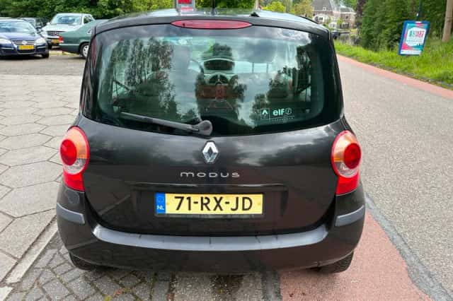 Renault Modus (2005) thumbnail 4