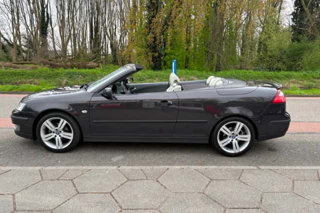 Saab 9-3 (2004) thumbnail 2