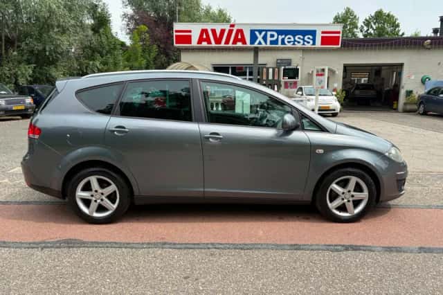 SEAT Altea XL (2012) thumbnail 6