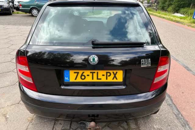 Škoda Fabia (2006) thumbnail 4