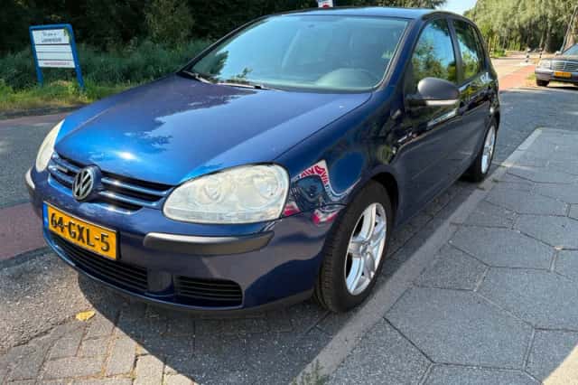 Volkswagen Golf (2008) thumbnail 1