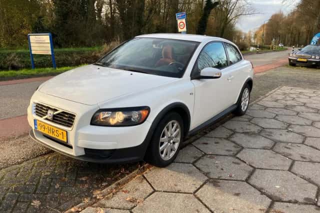 Volvo C30 (2009) thumbnail 1