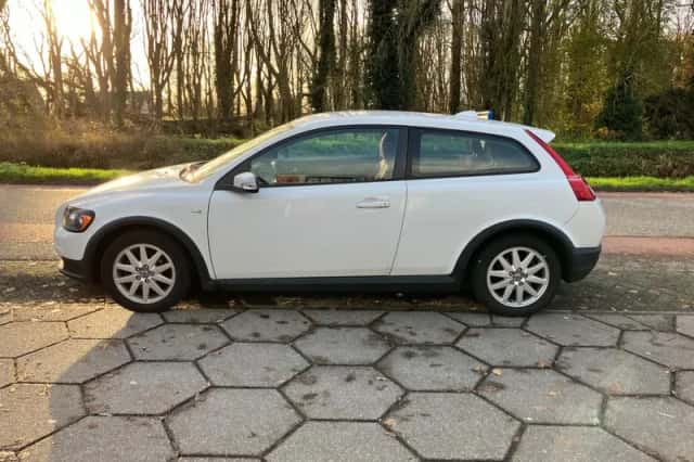Volvo C30 (2009) thumbnail 2