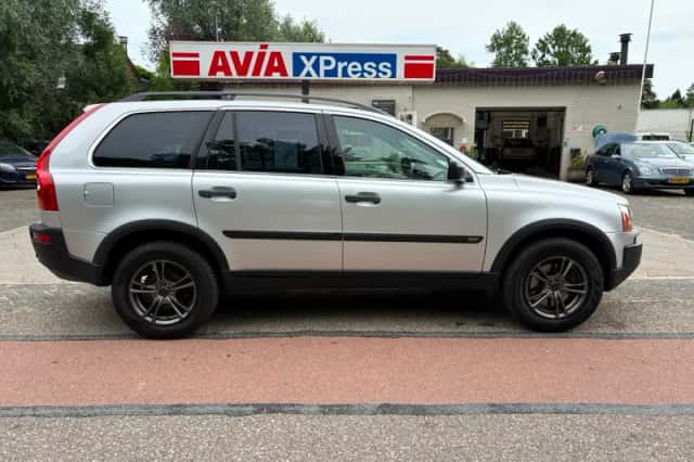 Volvo XC90 (2004) thumbnail 6