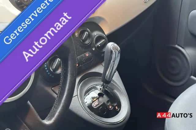 Fiat 500 (2012) thumbnail 2