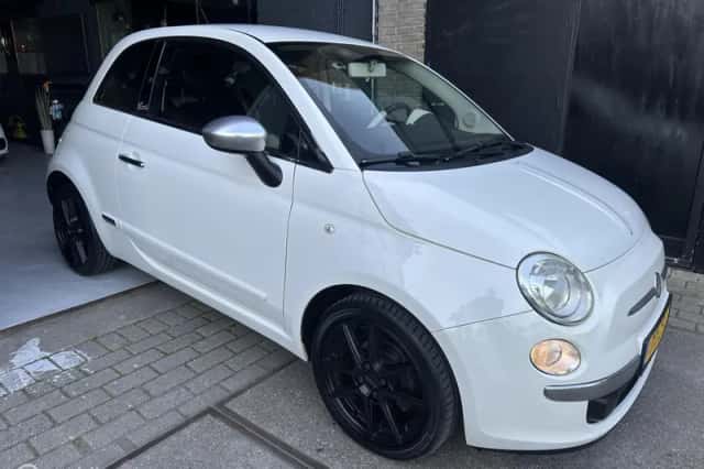 Fiat 500 (2012) thumbnail 4