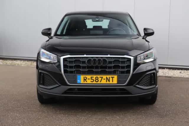 Audi Q2 (2022) thumbnail 2