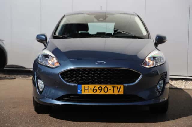 Ford Fiesta (2020) thumbnail 2
