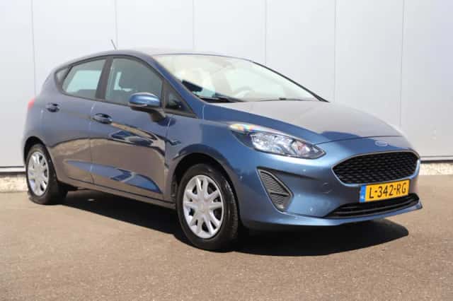 Ford Fiesta (2021) thumbnail 3