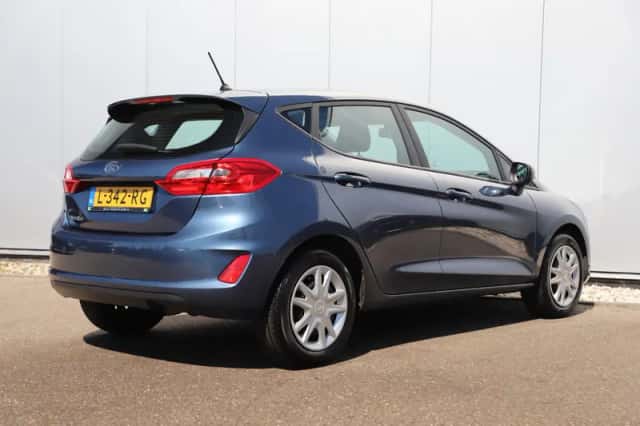 Ford Fiesta (2021) thumbnail 4
