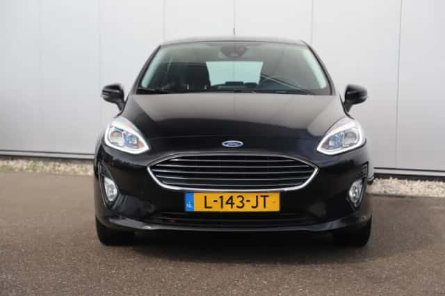 Ford Fiesta (2021) thumbnail 2