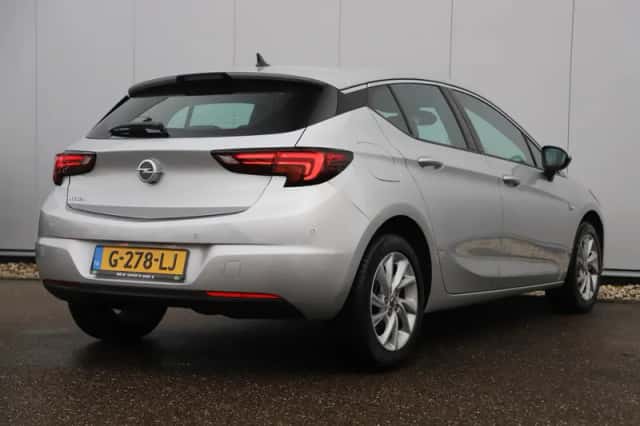 Opel Astra (2019) thumbnail 2