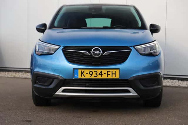 Opel Crossland X (2020) thumbnail 2